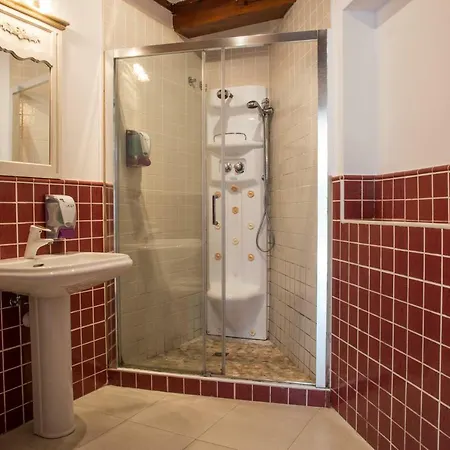 Vendégház Trisileja En La Busta