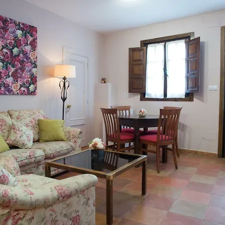 Pensjonat Trisileja En La Busta